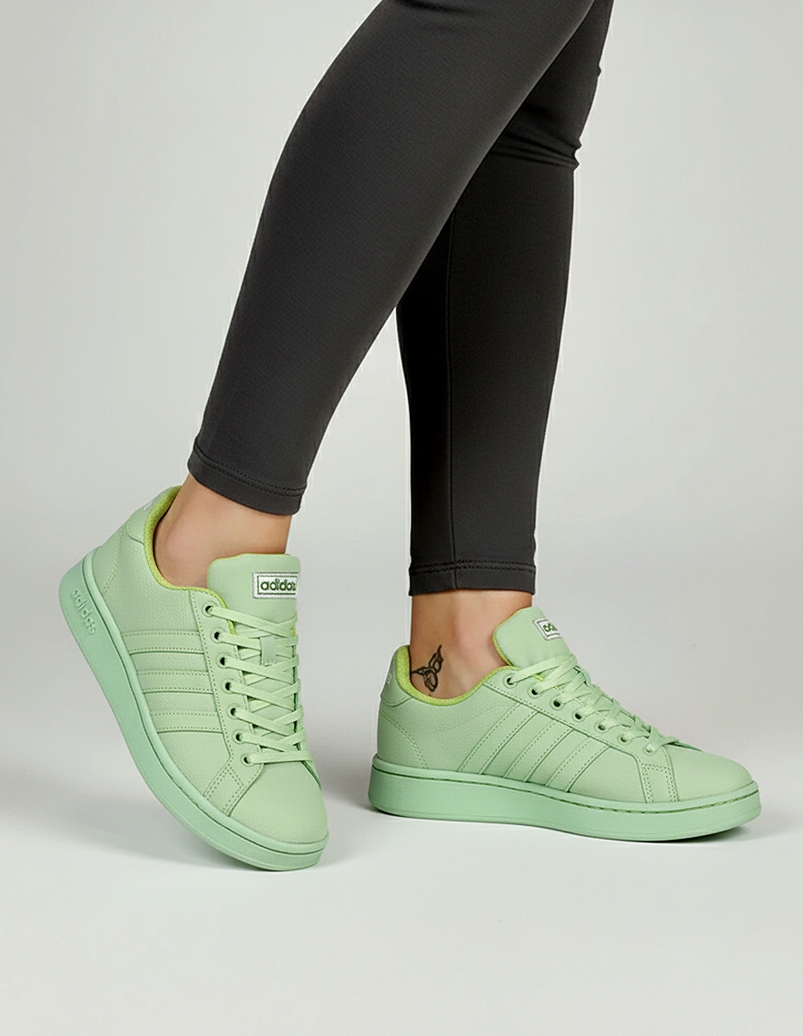 کفش روزانه زنانه آدیداس Grand Court 2.0 W