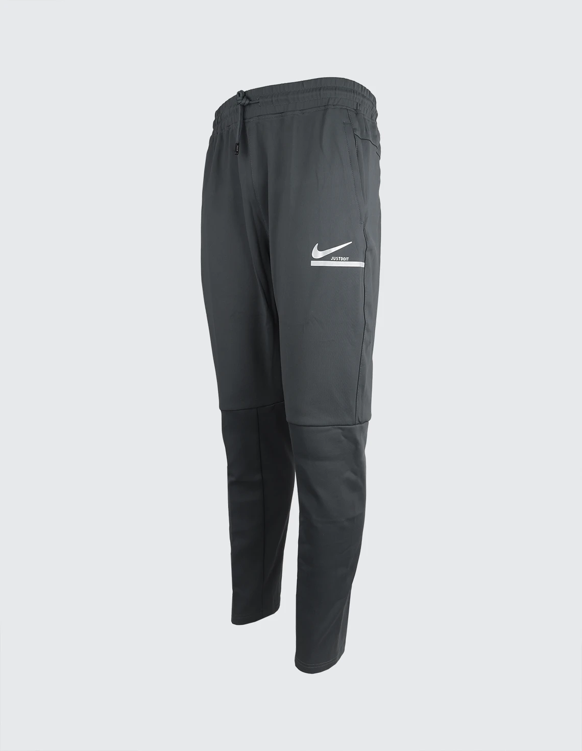 اسلش ورزشی مردانه نایکی Liora M