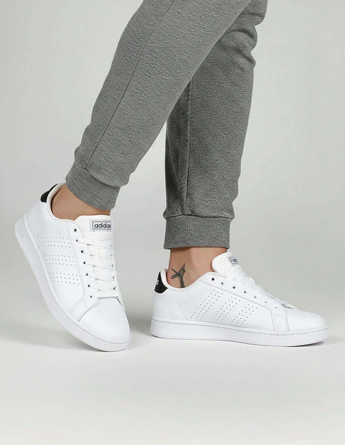 کفش روزانه مردانه آدیداس Advantage M