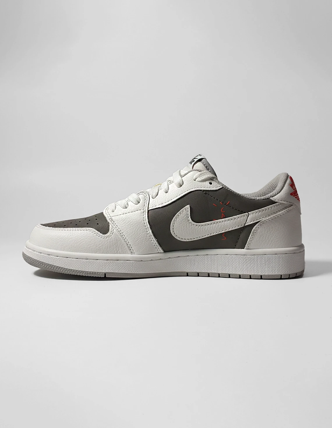 کفش روزانه مردانه نایکی Jordan 1 Low Travis Scott M