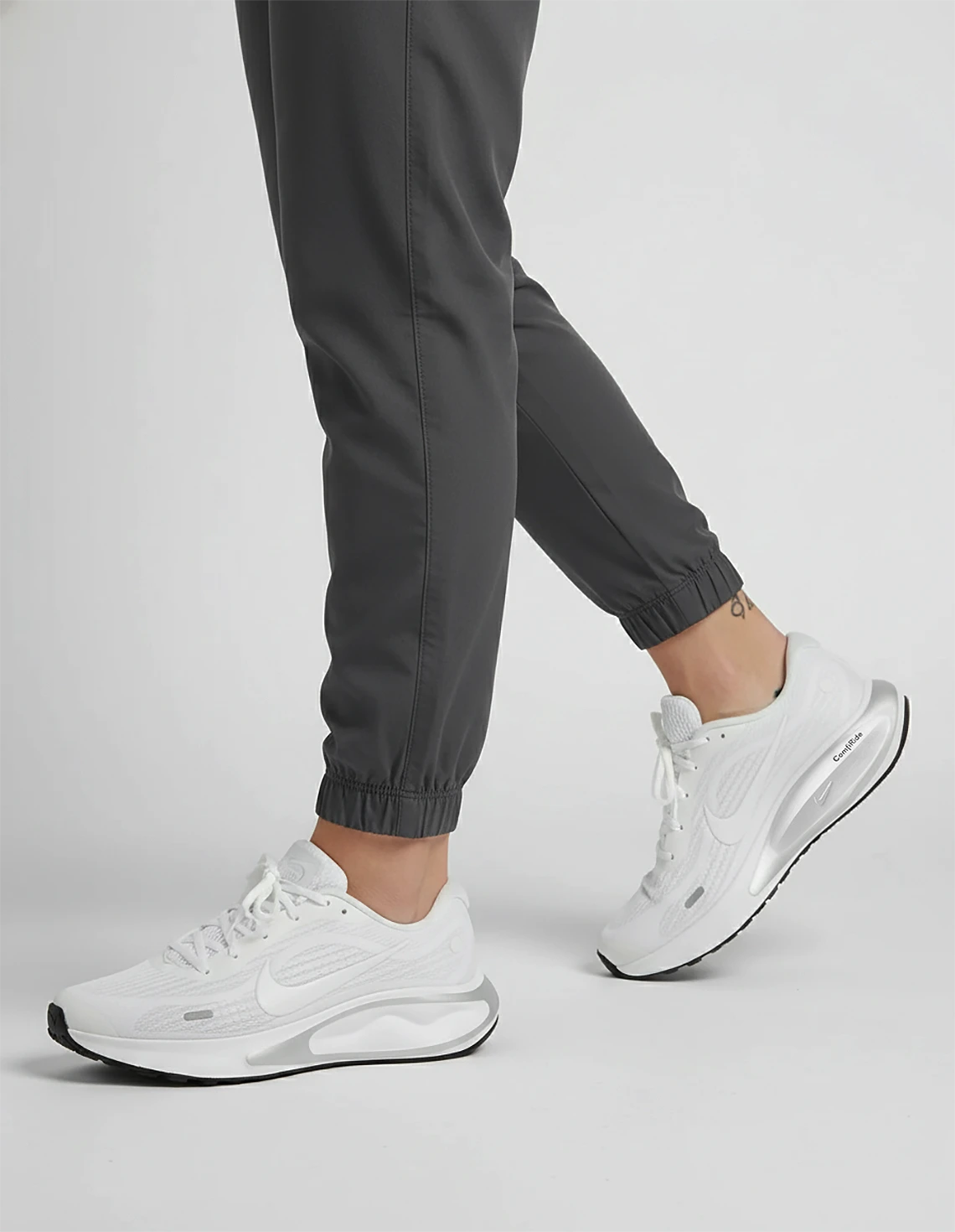 کفش دویدن Unisex نایکی Journey Run Nike U