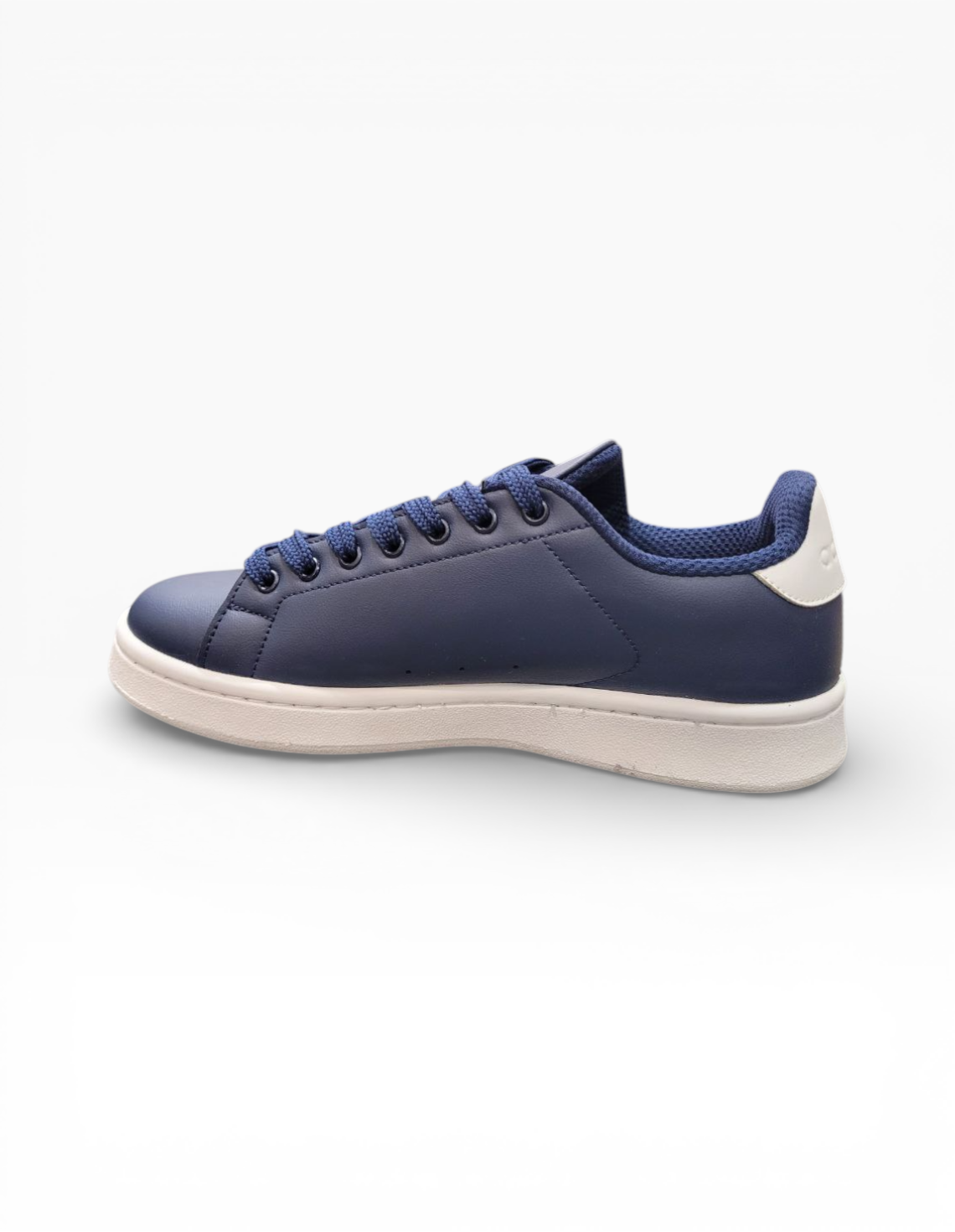 کفش روزانه مردانه آدیداس Urban Court M